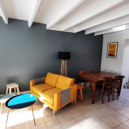 Maison De Pecheur Renovee Avec Cour Proche Du Port Les Sables-d'Olonne Exterior photo
